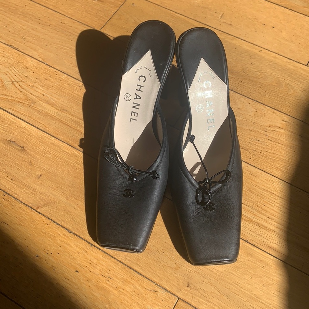 Vintage Chanel Slide Heel